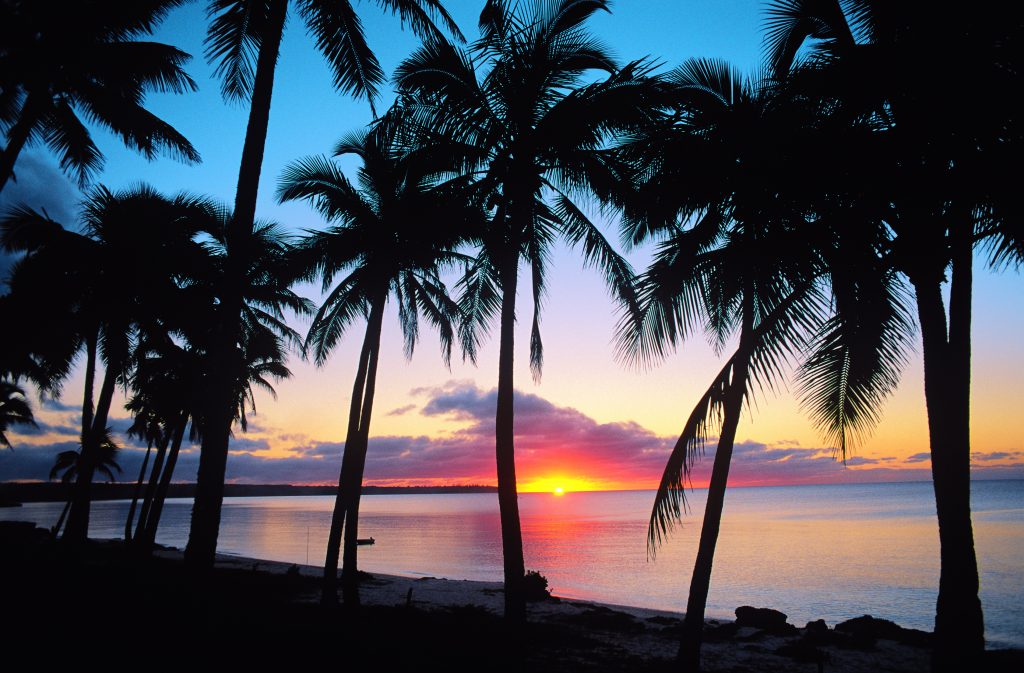 Plages Lifou - coucher du soleil Nouvelle-Calédonie - 