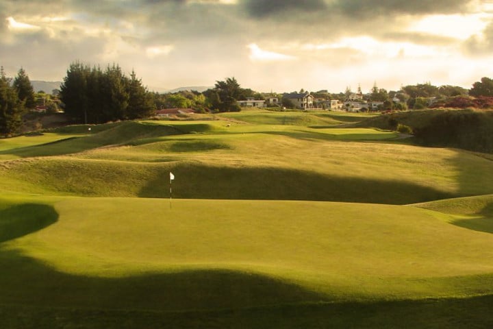 paraparaumu-golf-club- Greenmantle Estate lodge - hébergements d'exceptions en nouvelle-Zélande