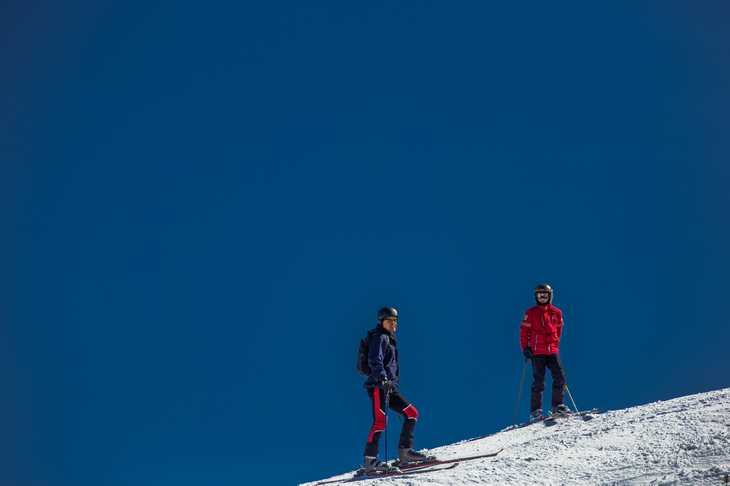 Station de ski - moniteur de ski - PVT au Canada - WHV au Canada - Jobs insolites en PVT